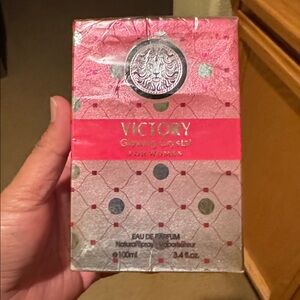 Victory Glowing Crystal